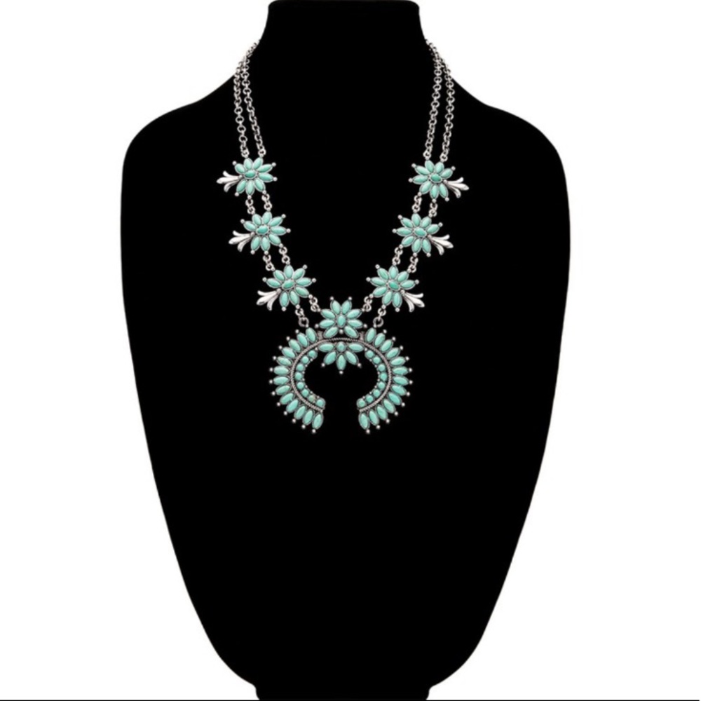 Vintage Style Squash Blossom Necklace - Picture 4 of 6